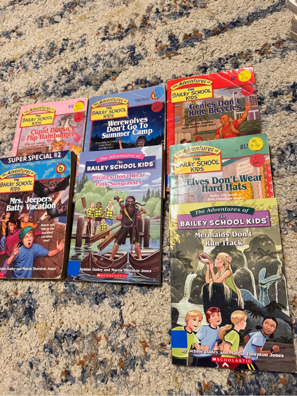 The Adventures of Bailey School Kids Book Lot (7) - Assorted Covers
